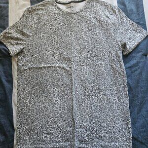 Express Graphic T-Shirt Medium